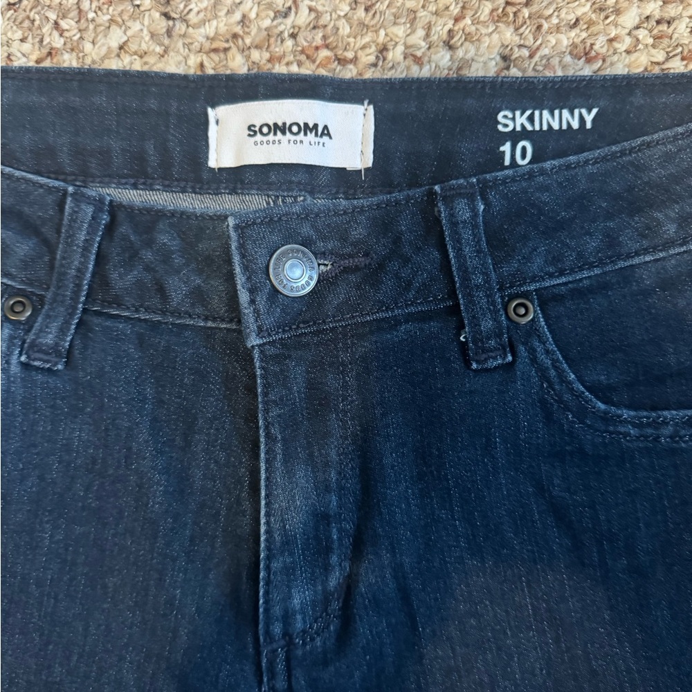Dark Wash Skinny Jeans - Picture 3 of 5